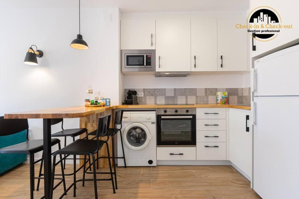 Apartamento El Solaire Centro Торемолинос Екстериор снимка