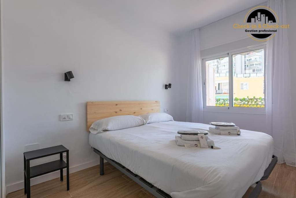 Apartamento El Solaire Centro Торемолинос Екстериор снимка